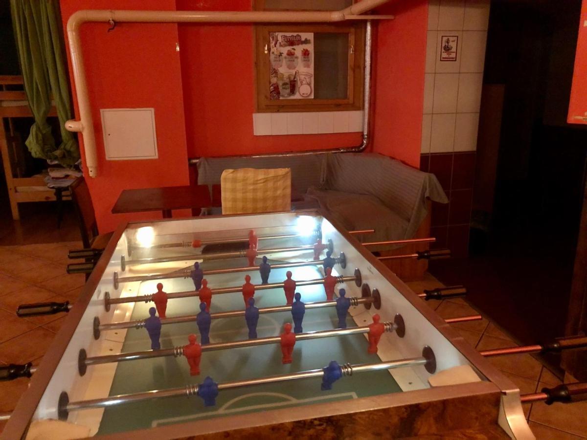 Whole Basement Former Pub3 For Bachelor / Bachelorette Party Budapest Kültér fotó
